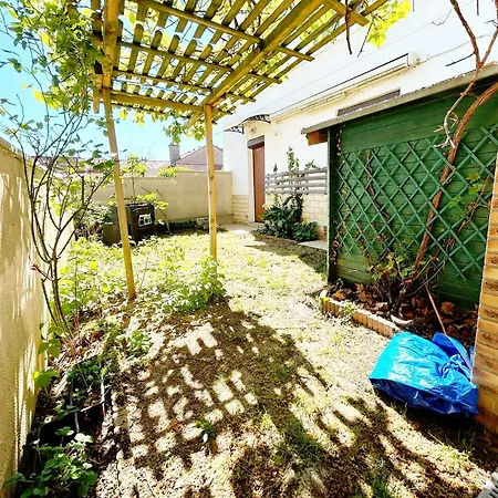 Casa vacanze Lumineux 3Chambres,15Mn Paris, Terrasse, Parking